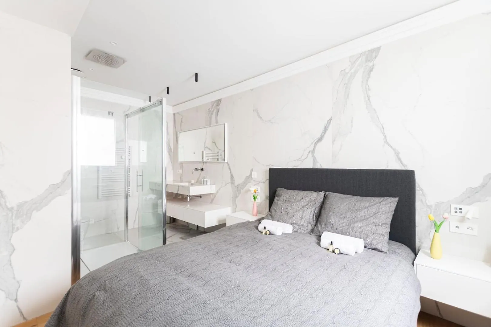 Guestready - Montaigne Luxury - Design Apartmán *